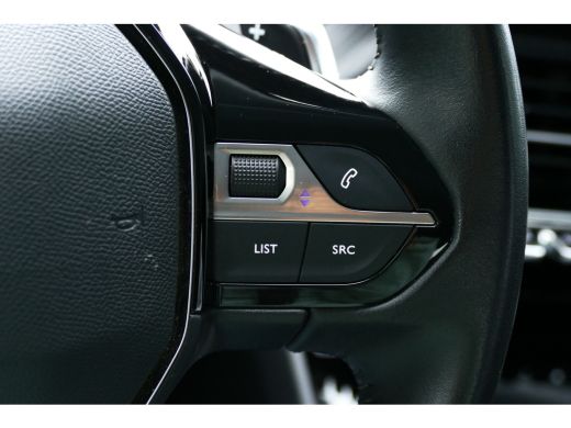 Peugeot 2008 1.2 PURETECH 130PK ALLURE PACK AUTOMAAT / NAVI / LED / PDC / CLIMA / 17"LMV / CAMERA / WINTERPAKK... ActivLease financial lease