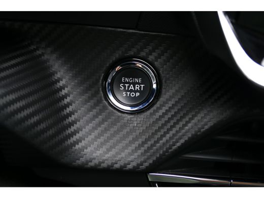 Peugeot 2008 1.2 PURETECH 130PK ALLURE PACK AUTOMAAT / NAVI / LED / PDC / CLIMA / 17"LMV / CAMERA / WINTERPAKK... ActivLease financial lease