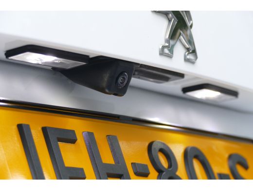 Peugeot 2008 1.2 PURETECH 130PK ALLURE PACK AUTOMAAT / NAVI / LED / PDC / CLIMA / 17"LMV / CAMERA / WINTERPAKK... ActivLease financial lease