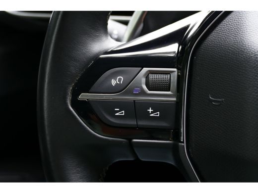Peugeot 3008 1.6 HYBRID 225PK ALLURE PACK AUTOMAAT / NAVI / LED / PDC / CLIMA / 17"LMV / CAMERA / WINTERPAKKET... ActivLease financial lease
