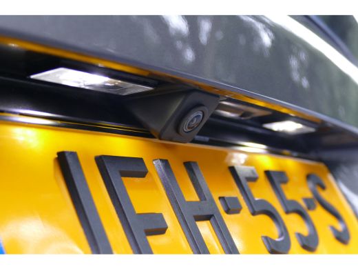 Peugeot 3008 1.6 HYBRID 225PK ALLURE PACK AUTOMAAT / NAVI / LED / PDC / CLIMA / 17"LMV / CAMERA / WINTERPAKKET... ActivLease financial lease