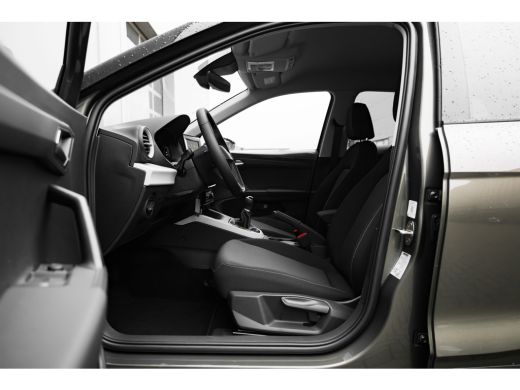 Seat Arona Style Business Connect | Airconditioning automatisch met 2-zone-temperatuurregeling | Automatisch... ActivLease financial lease