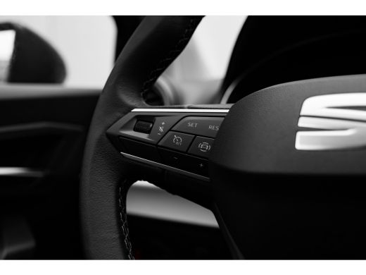 Seat Arona Style Business Connect | Airconditioning automatisch met 2-zone-temperatuurregeling | Automatisch... ActivLease financial lease