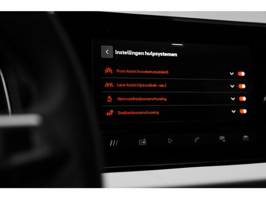 Seat Arona Style Business Connect | Airconditioning automatisch met 2-zone-temperatuurregeling | Automatisch... ActivLease financial lease