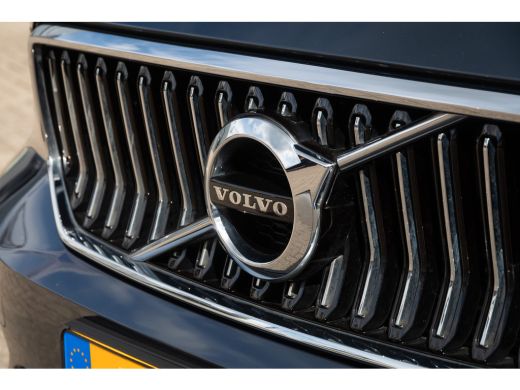 Volvo  XC40 1.5 T5 Recharge Inscription | Trekhaak | Elektrisch pano-dak | Cruise adaptief | Stoel+stuur verw... ActivLease financial lease