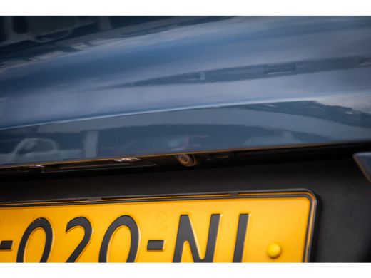 Volvo  XC40 1.5 T5 Recharge Inscription | Trekhaak | Elektrisch pano-dak | Cruise adaptief | Stoel+stuur verw... ActivLease financial lease