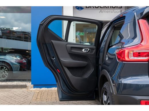 Volvo  XC40 1.5 T5 Recharge Inscription | Trekhaak | Elektrisch pano-dak | Cruise adaptief | Stoel+stuur verw... ActivLease financial lease