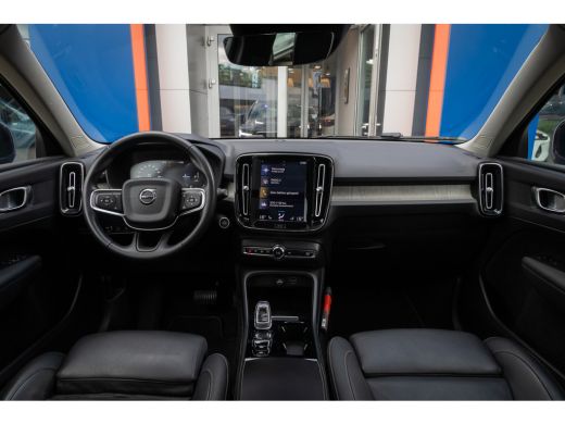 Volvo  XC40 1.5 T5 Recharge Inscription | Trekhaak | Elektrisch pano-dak | Cruise adaptief | Stoel+stuur verw... ActivLease financial lease