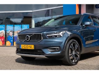Volvo  XC40 1.5 T5 Recharge Inscription | Trekhaak | Elektrisch pano-dak | Cruise adaptief | Stoel+stuur verw...