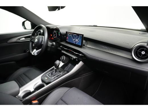 Alfa Romeo Tonale 1.5T Hybrid Super | Airco (automatisch) | Alarm klasse 1(startblokkering) | Apple Carplay/Android... ActivLease financial lease