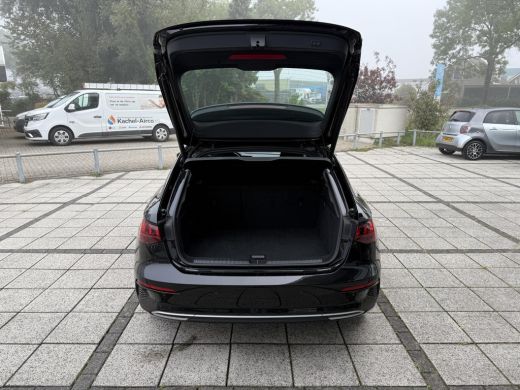 Audi A3 Sportback 30 TFSI Aut. Advanced ed. | Virtual | ALU | Navi | ECC | Carplay | ActivLease financial lease