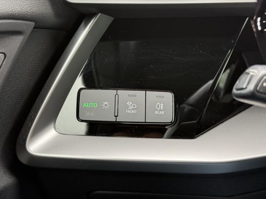 Audi A3 Sportback 30 TFSI Aut. Advanced ed. | Virtual | ALU | Navi | ECC | Carplay | ActivLease financial lease