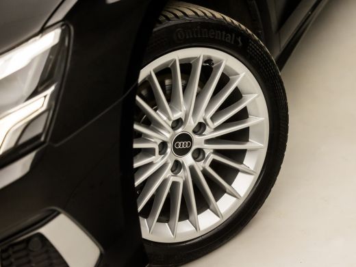 Audi A3 Sportback 40 TFSI e Sport 204Pk Automaat (SCHUIFDAK, APPLE CARPLAY, GROOT NAVI, SPORTSTOELEN, PAR... ActivLease financial lease