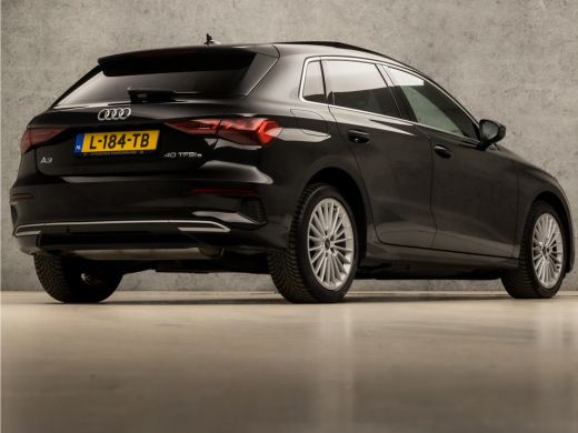 Audi A3 Sportback 40 TFSI e Sport 204Pk Automaat (SCHUIFDAK, APPLE CARPLAY, GROOT NAVI, SPORTSTOELEN, PAR... ActivLease financial lease