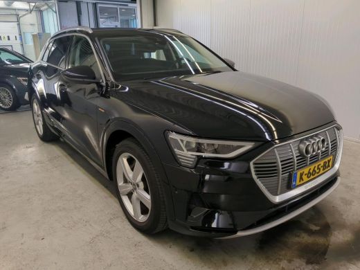 Audi e-tron 50 quattro Business ed. 71 kWh | Navi | Keyless | Virtual | ActivLease financial lease