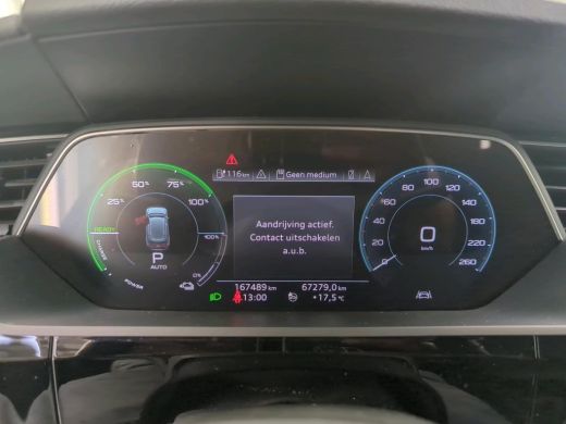Audi e-tron 50 quattro Business ed. 71 kWh | Navi | Keyless | Virtual | ActivLease financial lease