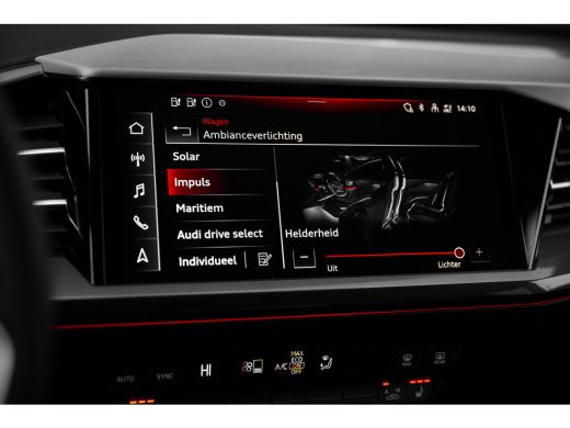 Audi Q4 e-tron S edition Competition | Achterklep, automatisch bedienbaar | Achteruitrijcamera | Adaptive cruise... ActivLease financial lease