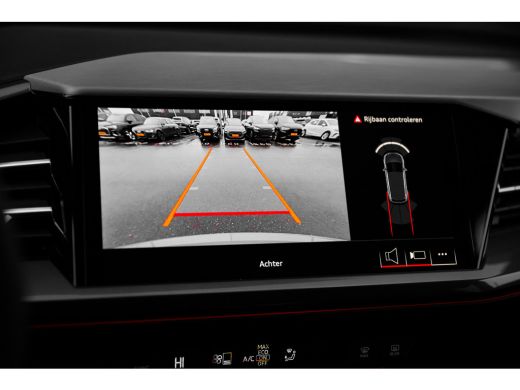 Audi Q4 e-tron S edition Competition | Achterklep, automatisch bedienbaar | Achteruitrijcamera | Adaptive cruise... ActivLease financial lease