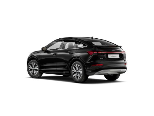Audi Q4 e-tron S edition Competition | Achterklep, automatisch bedienbaar | Achteruitrijcamera | Adaptive cruise... ActivLease financial lease