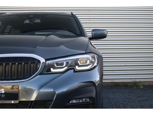 BMW 3 Serie Touring M-Sport Hifi / Stoelverwarming / 18inch / Sportstoelen / ActivLease financial lease
