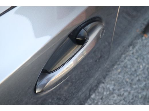 BMW 3 Serie Touring M-Sport Hifi / Stoelverwarming / 18inch / Sportstoelen / ActivLease financial lease