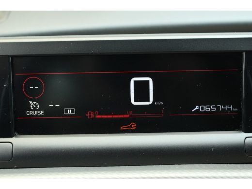 Citroën C4 Cactus 1.2 110 PK Business | Stoelverwarming | Carplay | Climate | DAB | 110 PK Business | Stoelverwarmi... ActivLease financial lease