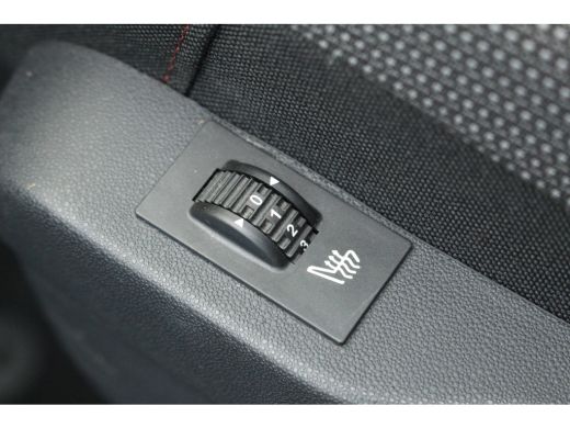 Citroën C4 Cactus 1.2 110 PK Business | Stoelverwarming | Carplay | Climate | DAB | 110 PK Business | Stoelverwarmi... ActivLease financial lease