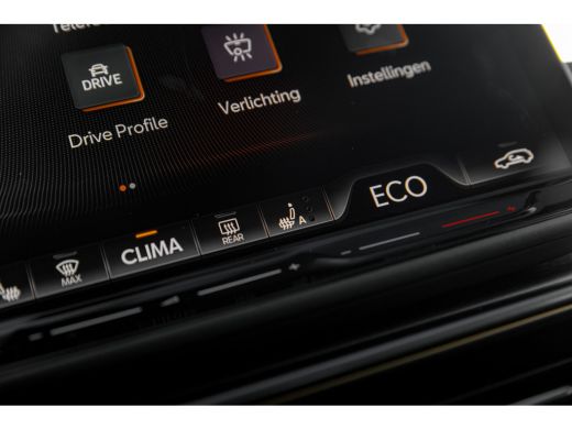 CUPRA Leon Sportstourer 1.5 e-Hybrid 204pk | Achteruitrijcamera | 18" | Adaptive Cruise | Dodehoeksensor ActivLease financial lease