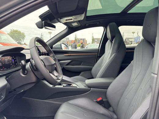 CUPRA Terramar 1.5 TSI e-Hybrid VZ America s CUP | PHEV | 272 Pk | Americas Cup Lim Edition | Trekhaak | Pano Dak | ActivLease financial lease