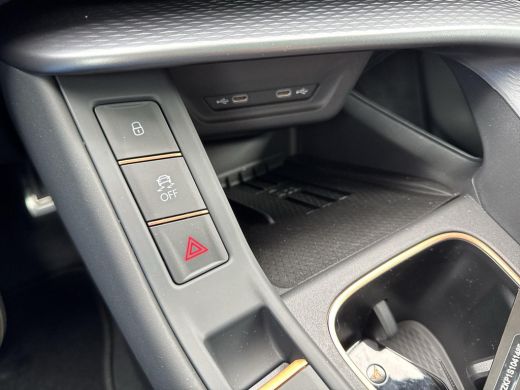 CUPRA Terramar 1.5 TSI e-Hybrid VZ America s CUP | PHEV | 272 Pk | Americas Cup Lim Edition | Trekhaak | Pano Dak | ActivLease financial lease