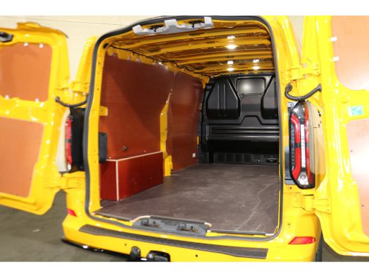 Ford E-Transit L2 H1 65 kWh Black Edition ActivLease financial lease