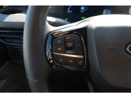 Ford E-Transit L2 H1 65 kWh Black Edition ActivLease financial lease