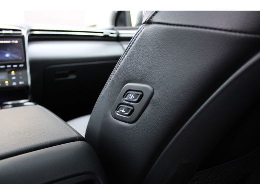 Hyundai Tucson 1.6 T-GDI 265pk PHEV Premium Sky 4WD | DEMO DEAL: 299,- P/M! | Schuifkanteldak | 360 camera | Led... ActivLease financial lease