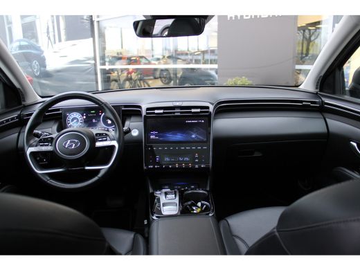 Hyundai Tucson 1.6 T-GDI 265pk PHEV Premium Sky 4WD | DEMO DEAL: 299,- P/M! | Schuifkanteldak | 360 camera | Led... ActivLease financial lease