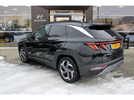 Hyundai Tucson 1.6 T-GDI 265pk PHEV Premium Sky 4WD | DEMO DEAL: 299,- P/M! | Schuifkanteldak | 360 camera | Led... ActivLease financial lease