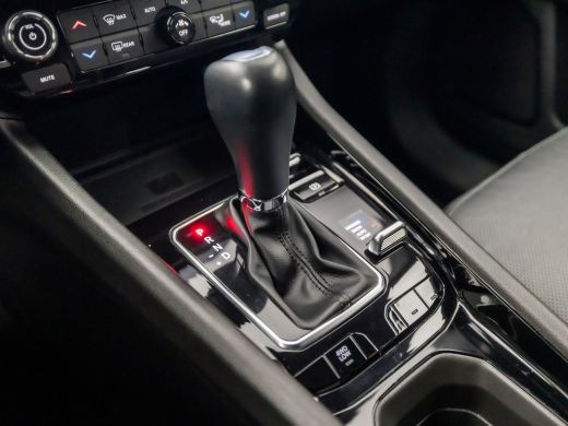 Jeep Compass 4xe 240 Plug-in Hybrid Electric S Black Sport 240Pk Automaat (VIRTUAL COCKPIT, APPLE CARPLAY, GRO... ActivLease financial lease