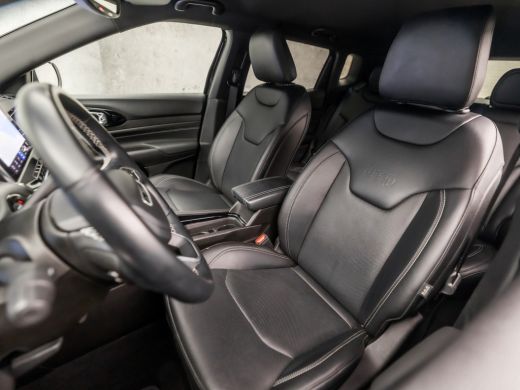 Jeep Compass 4xe 240 Plug-in Hybrid Electric S Black Sport 240Pk Automaat (VIRTUAL COCKPIT, APPLE CARPLAY, GRO... ActivLease financial lease