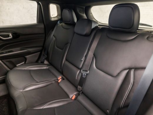Jeep Compass 4xe 240 Plug-in Hybrid Electric S Black Sport 240Pk Automaat (VIRTUAL COCKPIT, APPLE CARPLAY, GRO... ActivLease financial lease