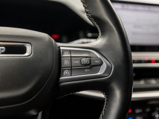 Jeep Compass 4xe 240 Plug-in Hybrid Electric S Black Sport 240Pk Automaat (VIRTUAL COCKPIT, APPLE CARPLAY, GRO... ActivLease financial lease
