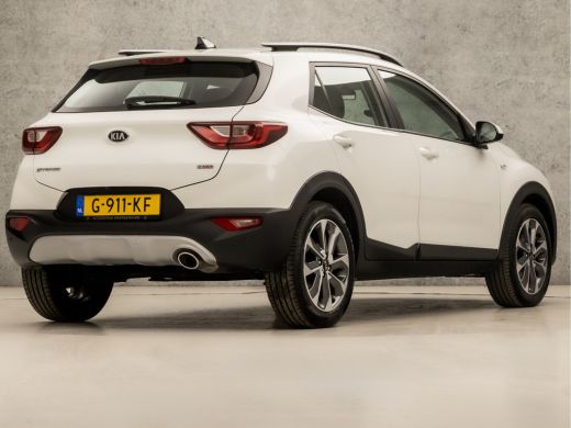 Kia Stonic 1.0 T-GDi DynamicLine (APPLE CARPLAY, NAVIGATIE, CAMERA, CRUISE, SPORTSTOELEN, PARKEERSENSOREN, L... ActivLease financial lease