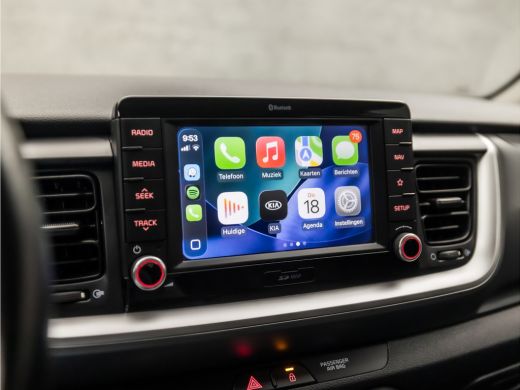 Kia Stonic 1.0 T-GDi DynamicLine (APPLE CARPLAY, NAVIGATIE, CAMERA, CRUISE, SPORTSTOELEN, PARKEERSENSOREN, L... ActivLease financial lease