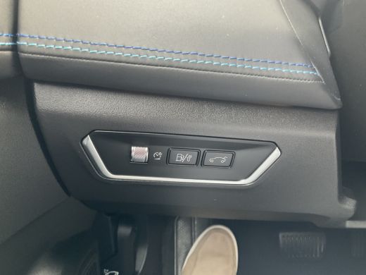 Lynk & Co 01 1.5 262pk Plug-in Pano.dak Apple Carplay Trekhaak ActivLease financial lease