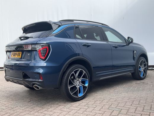 Lynk & Co 01 1.5 PHEV 360° Cam Navi Carplay Zwarte Hemel Pano.dak incl.BTW ActivLease financial lease