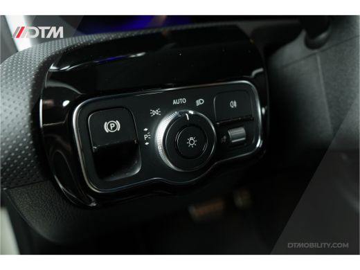 Mercedes-Benz A-Klasse 200 AMG Night | Panoramadak | Memory | Sfeer ActivLease financial lease