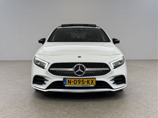 Mercedes-Benz A-Klasse 200 AMG | Panoramadak | Camera | Sfeerverl. | LED | Virtual Cockpit | Navi | Cruise ActivLease financial lease