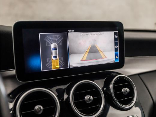 Mercedes-Benz C-Klasse 180 AMG Sport 157Pk Automaat (APPLE CARPLAY, GROOT NAVI, PANAMERICANA GRILL, SFEERVERLICHTING, LE... ActivLease financial lease