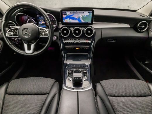 Mercedes-Benz C-Klasse 180 AMG Sport 157Pk Automaat (APPLE CARPLAY, GROOT NAVI, PANAMERICANA GRILL, SFEERVERLICHTING, LE... ActivLease financial lease