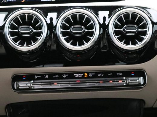 Mercedes-Benz CLA Luxury Line | Navi | Camera | LED | ActivLease financial lease