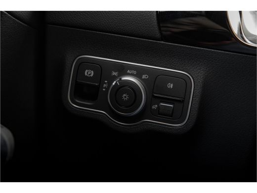 Mercedes-Benz GLA 180 136pk AMG Line | Camera | Stoelverwarming | ActivLease financial lease