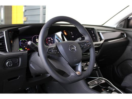 Opel Grandland | Adaptieve Cruise Control | Afneembare Trekhaak | V + A Camera ActivLease financial lease